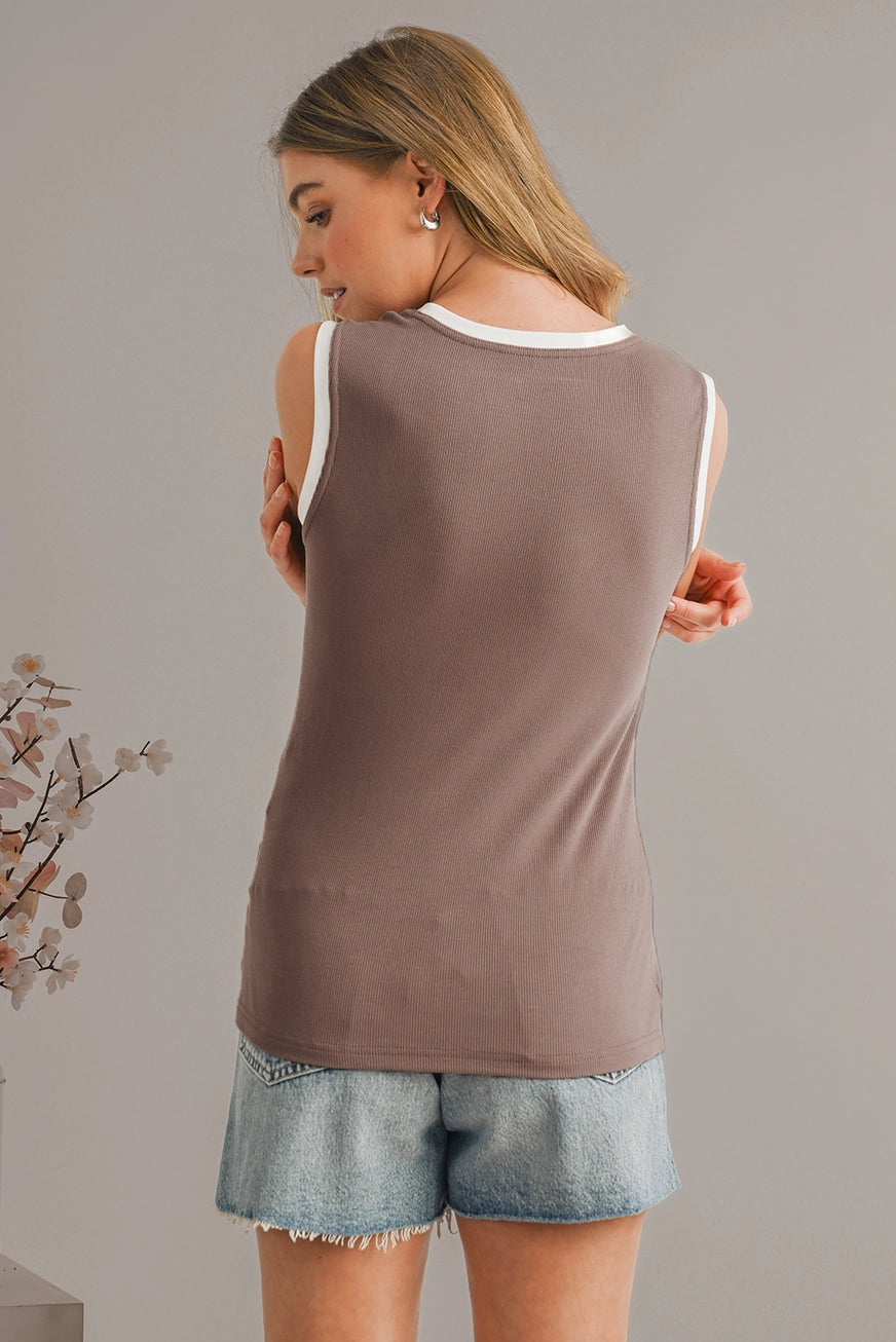 U Neck Tank Top - Cocoa