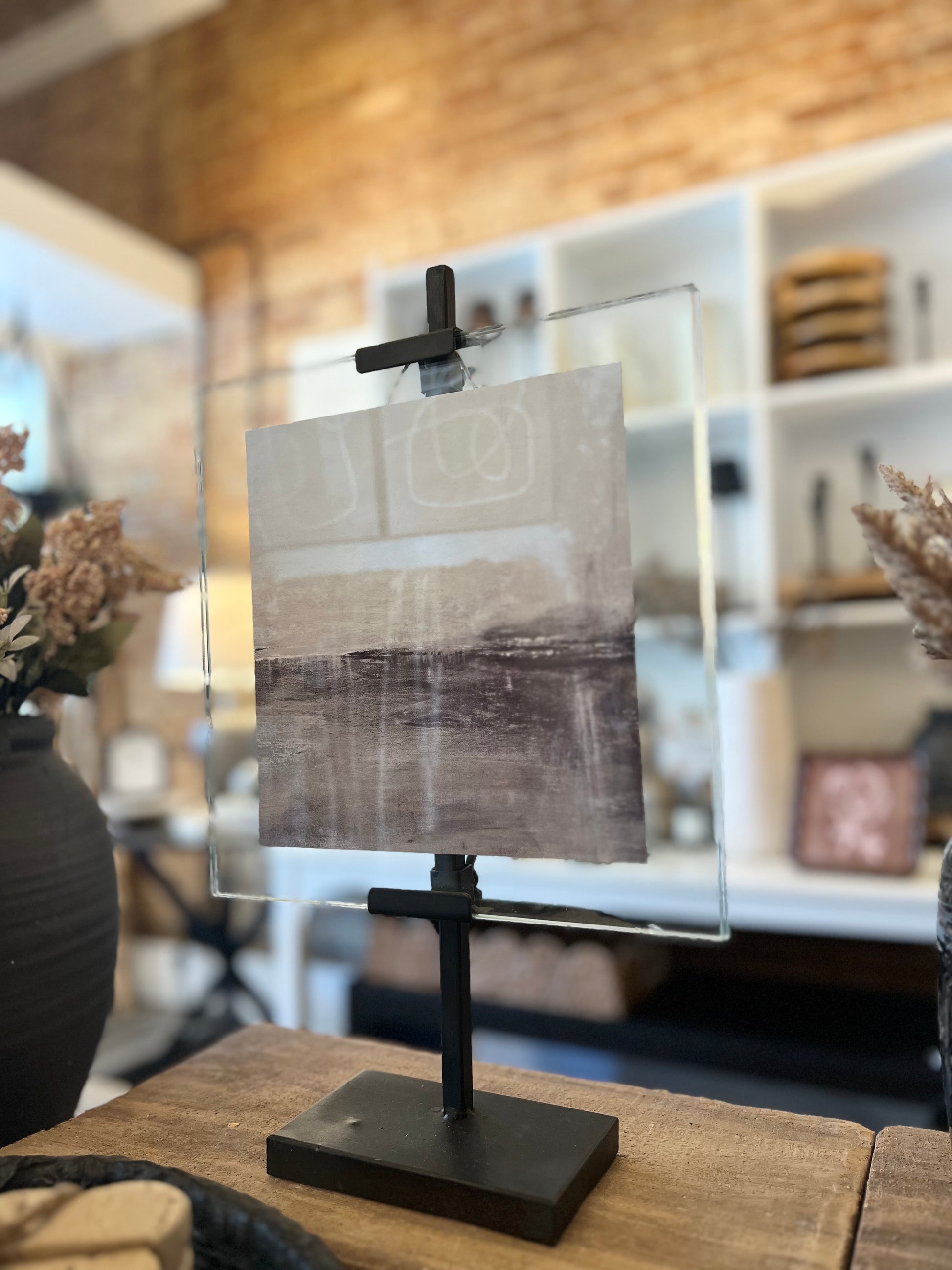 Floating Photo Frame with Metal Stand