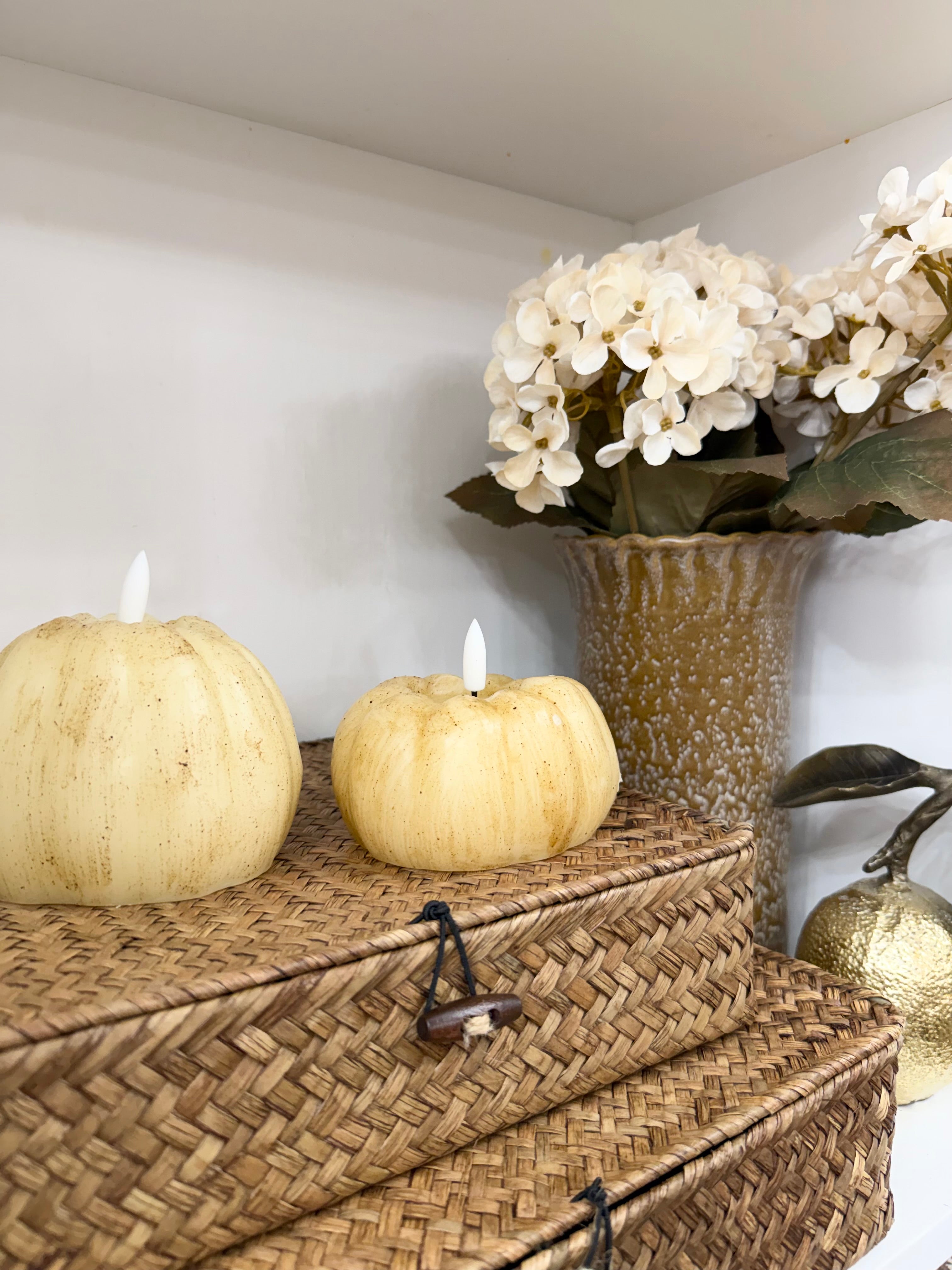 Flameless Pumpkin Candle 4" Ivory