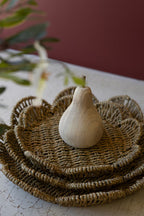 Scalloped Woven Seagrass Trays