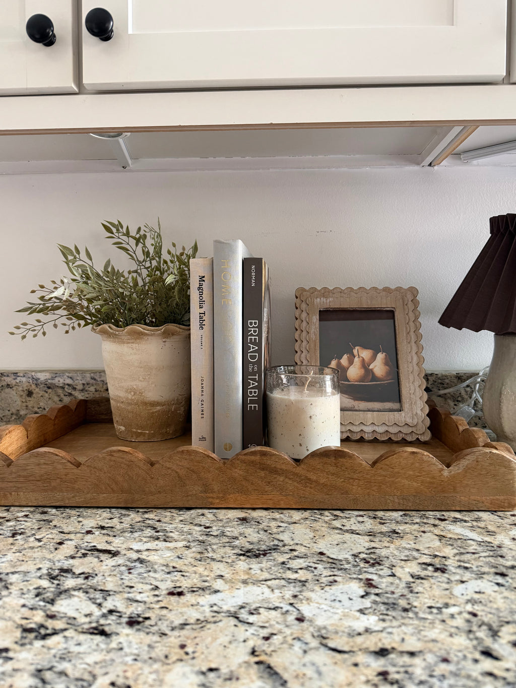 Scalloped Wood Rectangle Tray