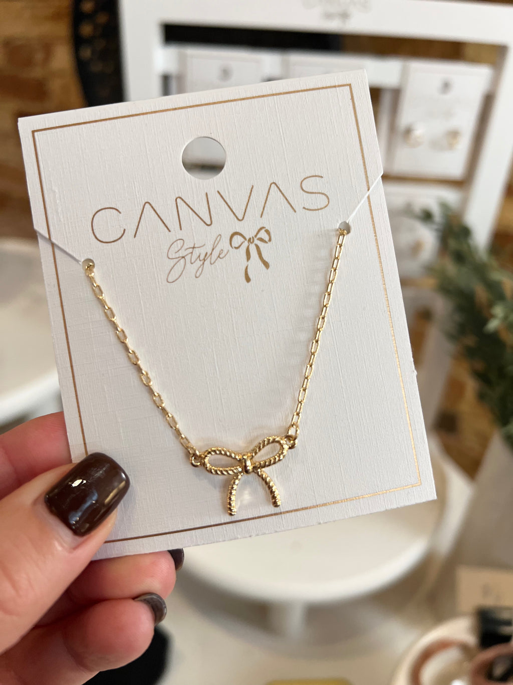 Rope Bow Necklace in Shiny Gold