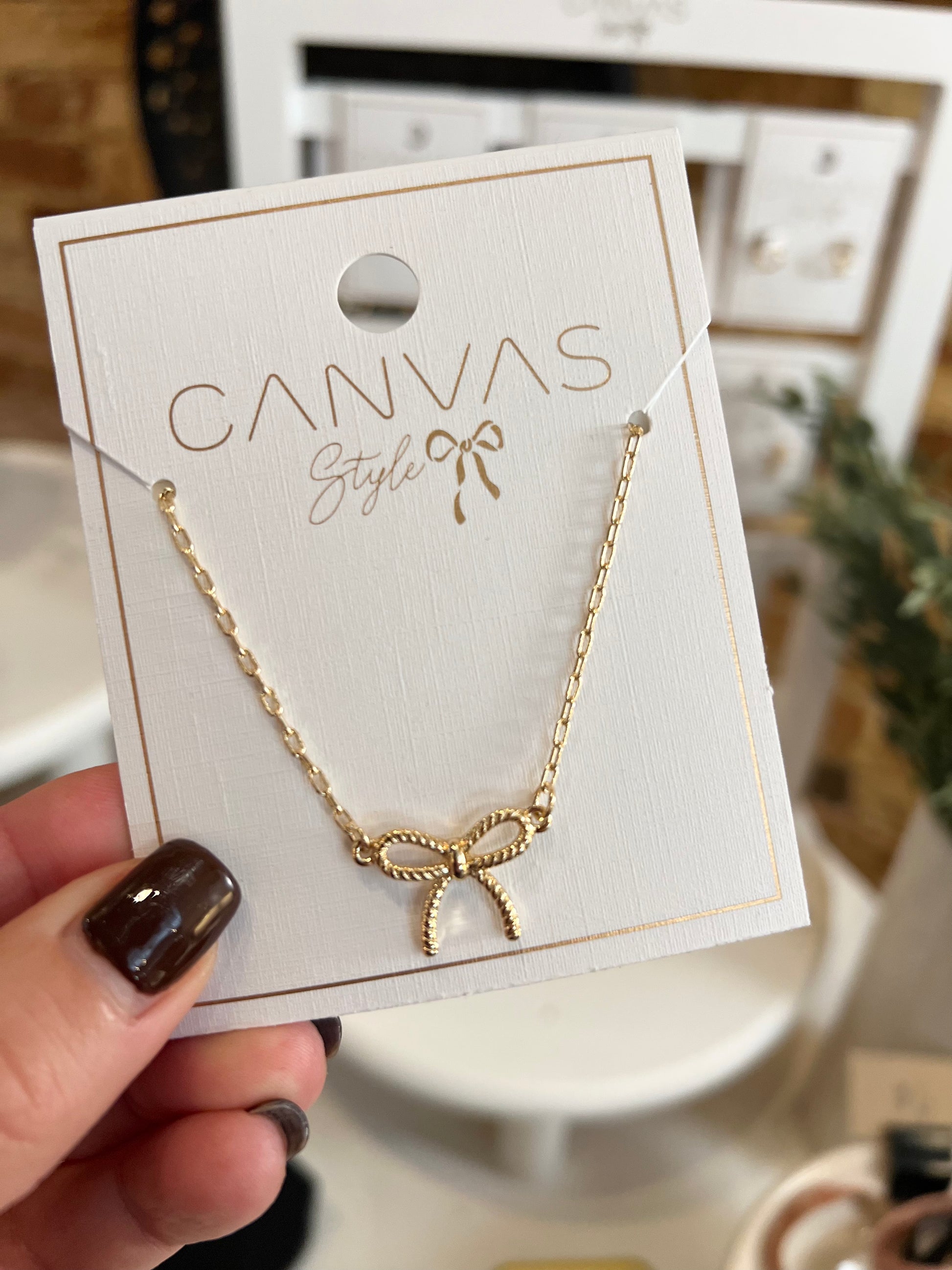 Rope Bow Necklace in Shiny Gold