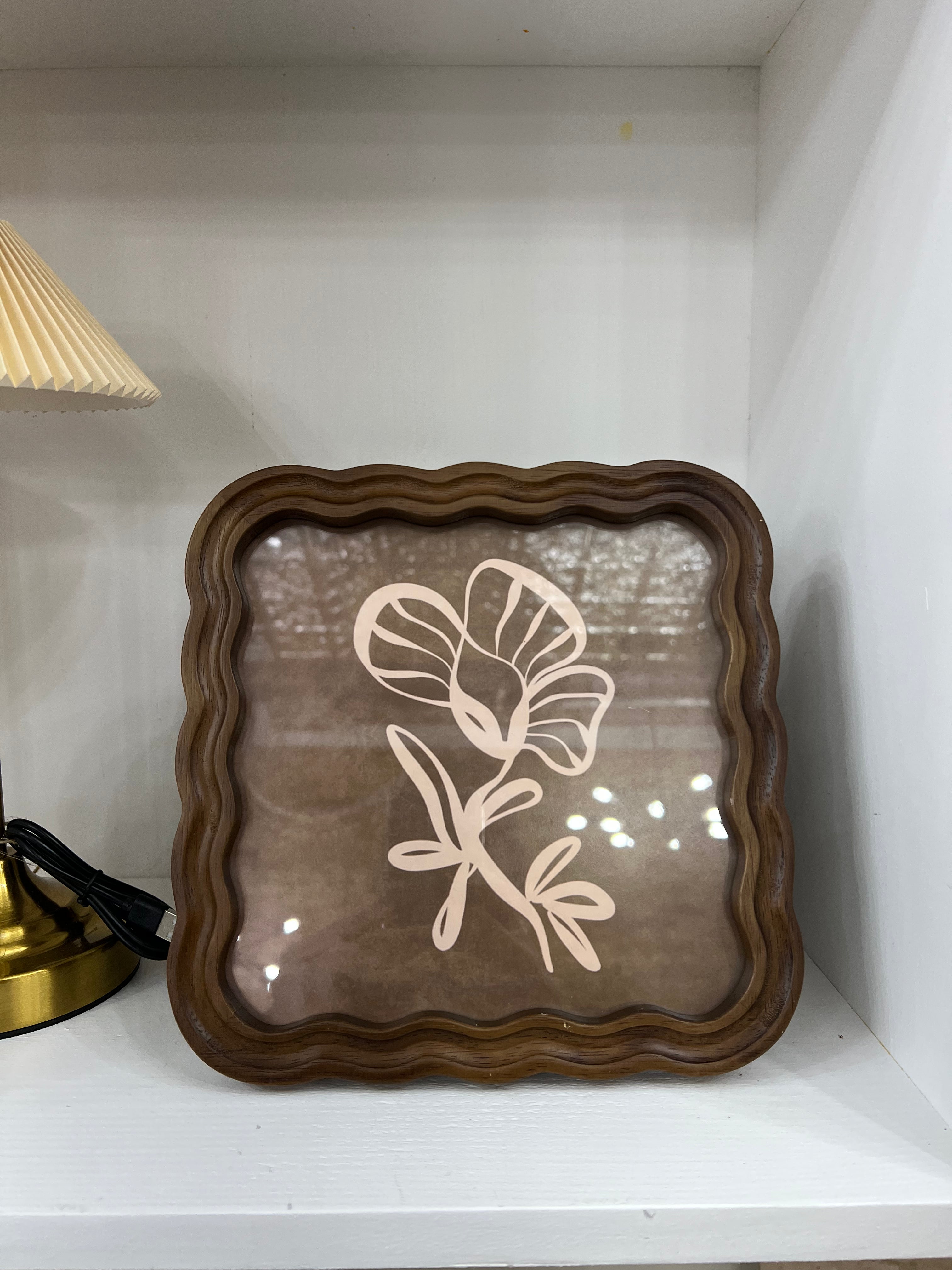 Square Scalloped Wood Frame