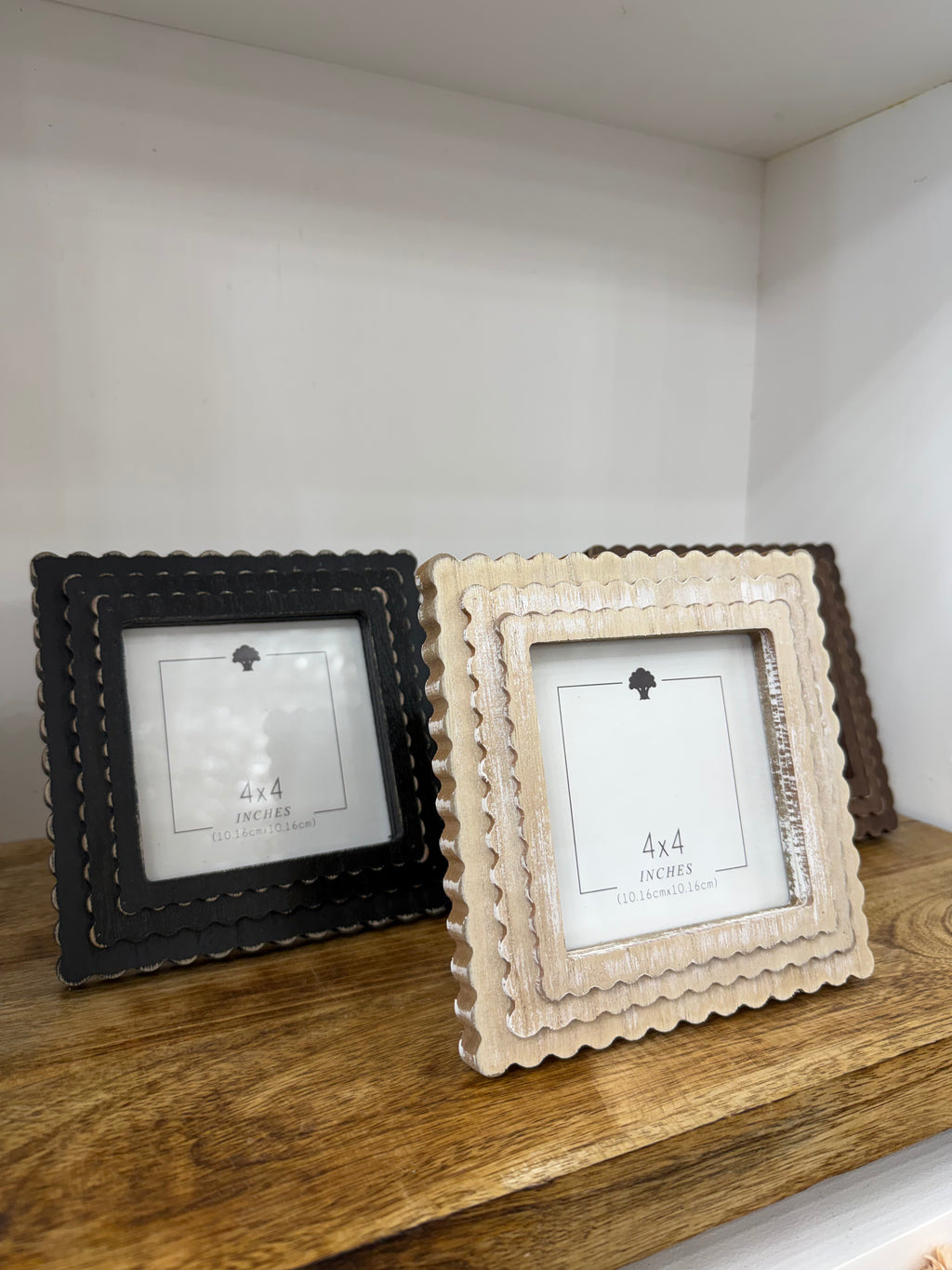 Expresso Scalloped Wood Frame