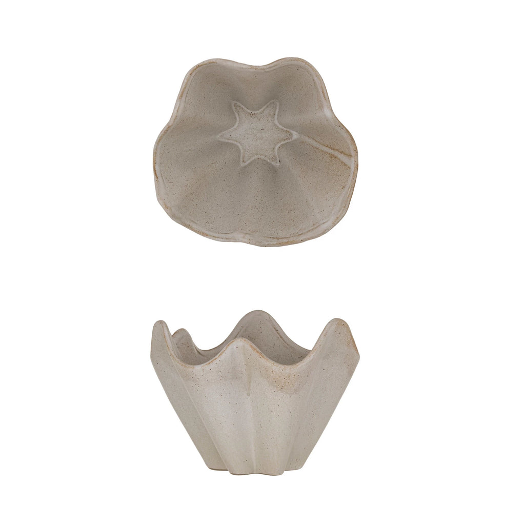 Stoneware Pleated Bowl
