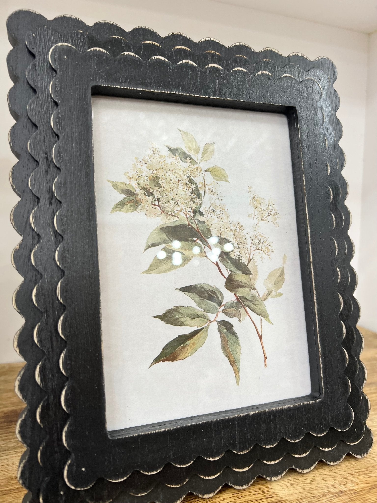 Black Scalloped Wood Frame W/ Hydrangea Print - The Cozy Nest
