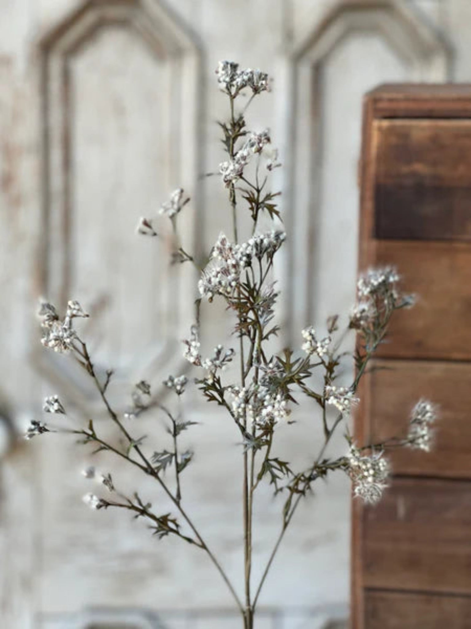 Boucle Berry Spray - The Cozy Nest