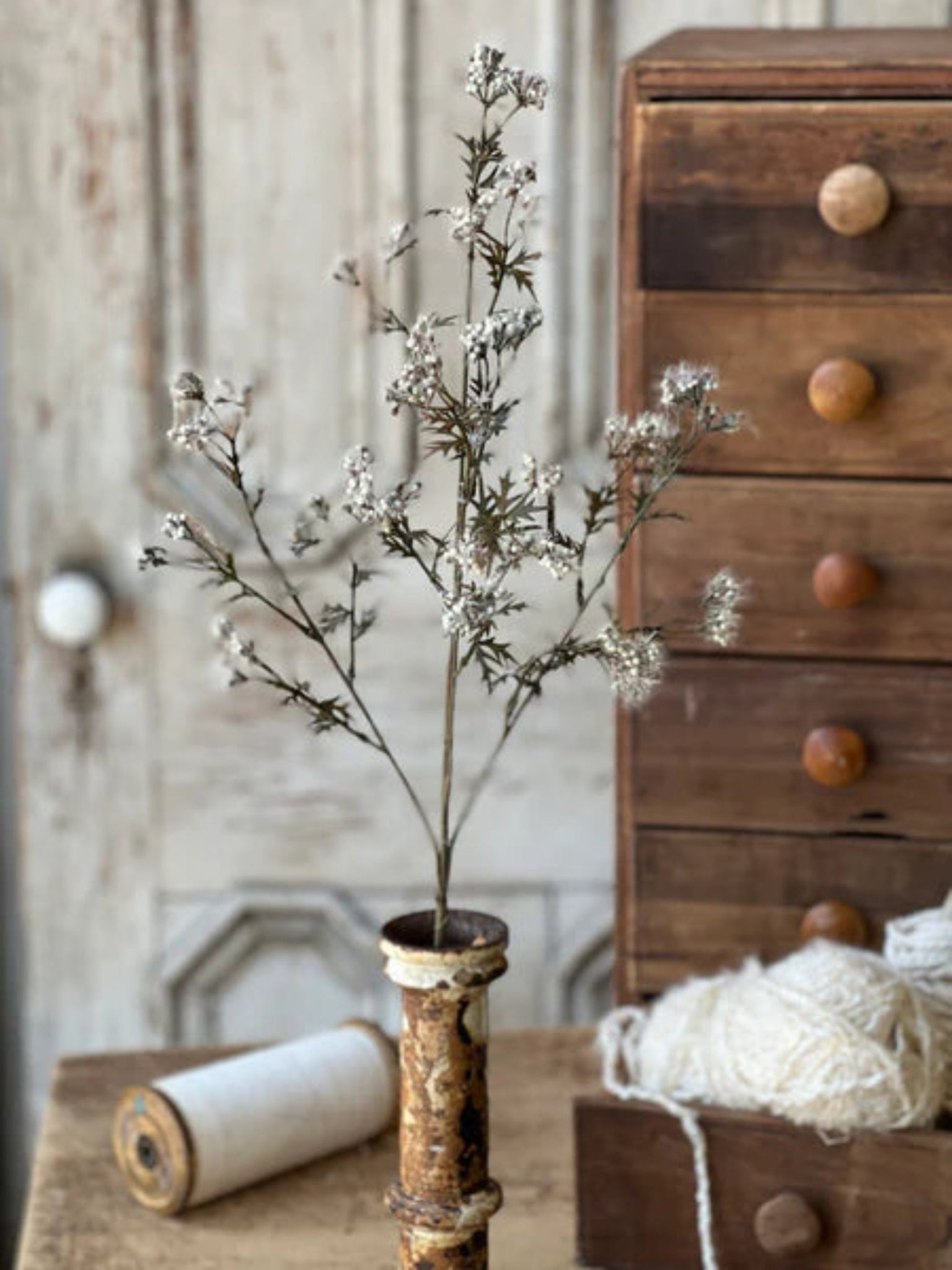 Boucle Berry Spray - The Cozy Nest