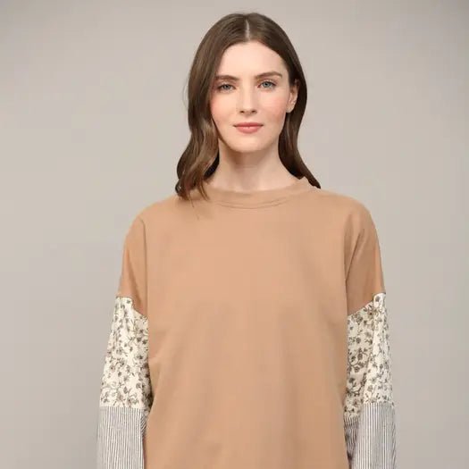 Contrast Sleeve Sweatshirt - The Cozy Nest