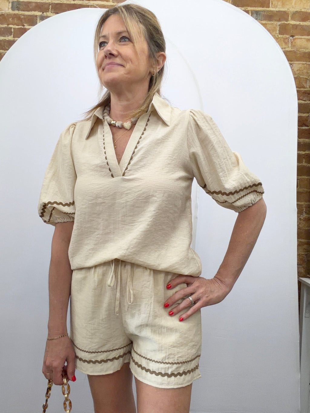 Contrast Trim Linen Shorts - The Cozy Nest
