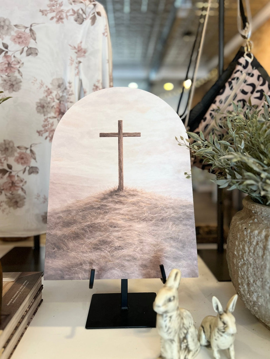 Cross Wood Arch - The Cozy Nest