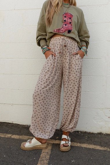 Floral Cinched Pants - The Cozy Nest