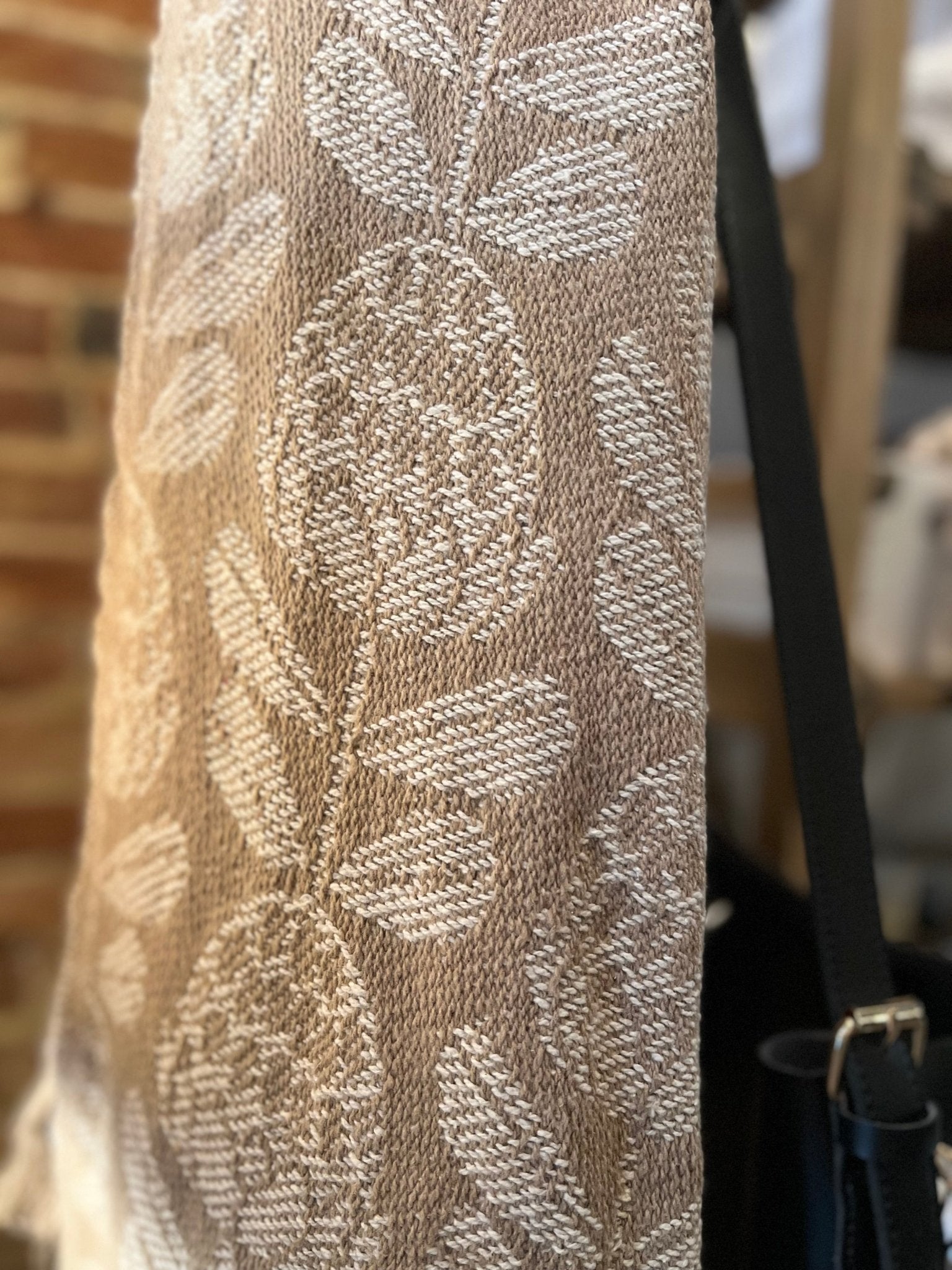 Floral Throw - The Cozy Nest