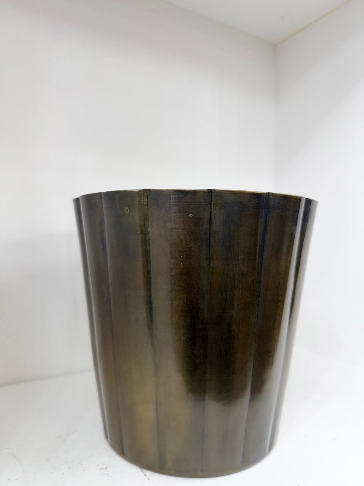 Gold Ribbed Planter - The Cozy Nest