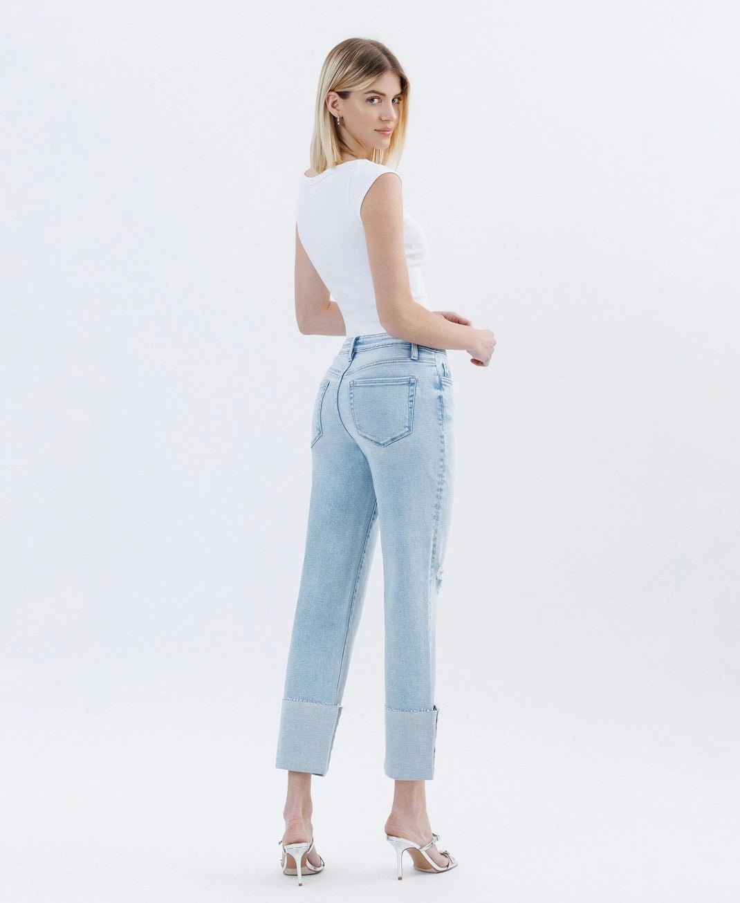 HIGH RISE CUFFED CROP STRAIGHT JEANS - Vervet - The Cozy Nest
