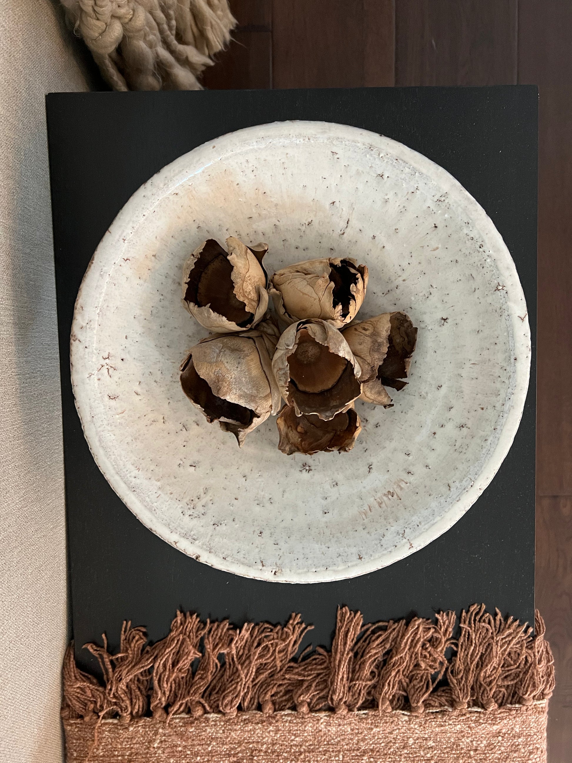 Natural Cacho Pods