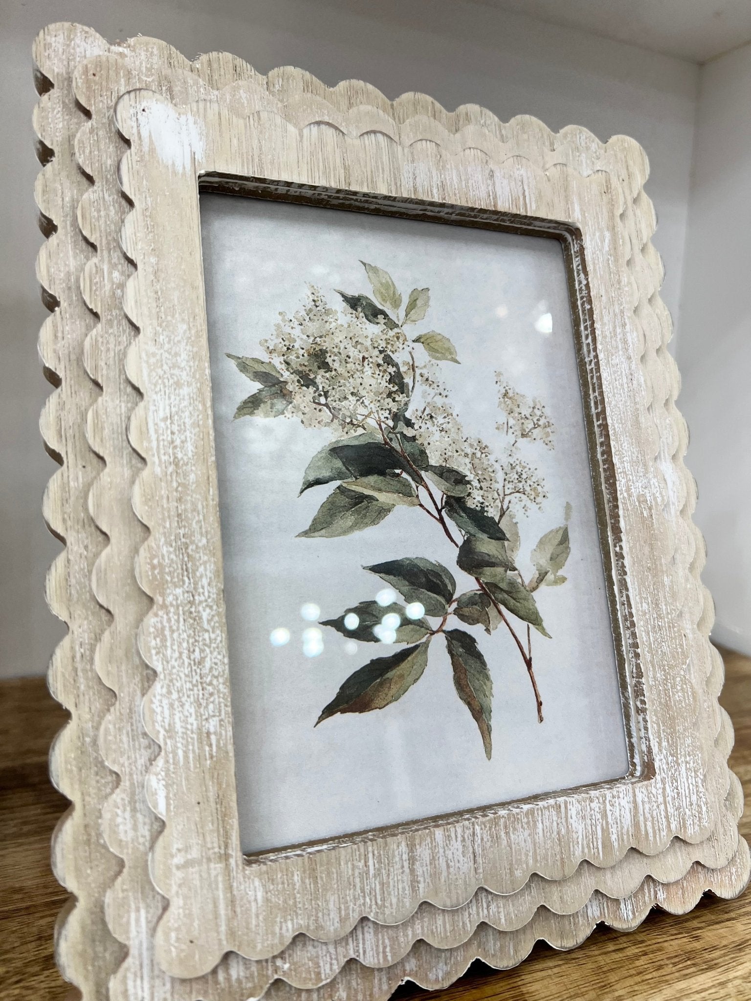 Ivory Scalloped Wood Frame W/ Hydrangea Print - The Cozy Nest