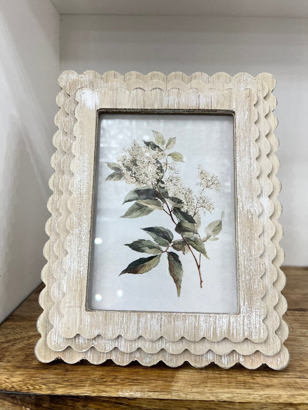 Ivory Scalloped Wood Frame W/ Hydrangea Print - The Cozy Nest