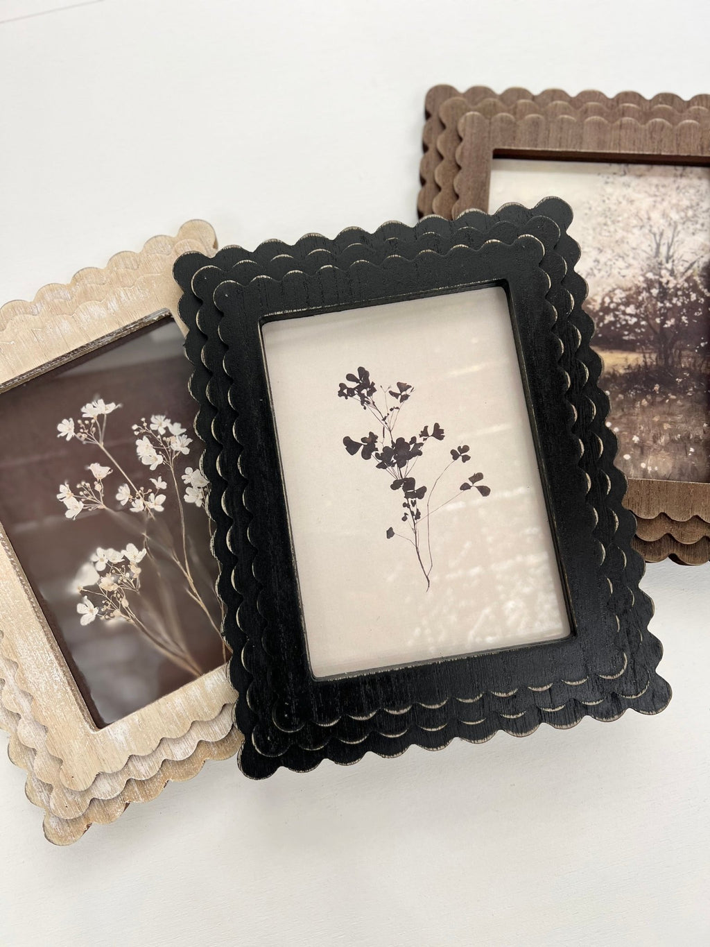 Ivory Scalloped Wood Frame W/ Wildflower Print - The Cozy Nest