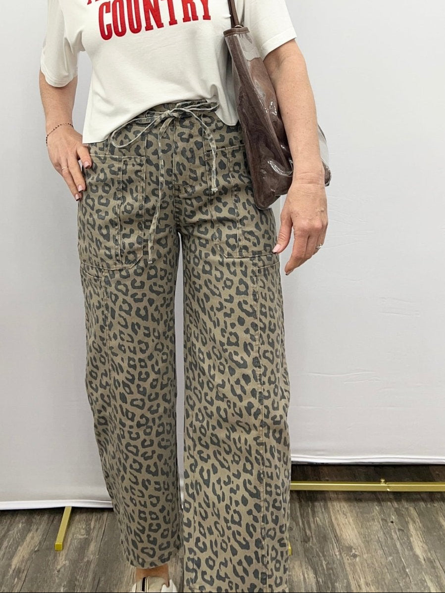 Leopard Drawstring Waist Pocketed Wide Leg Jeans - The Cozy Nest
