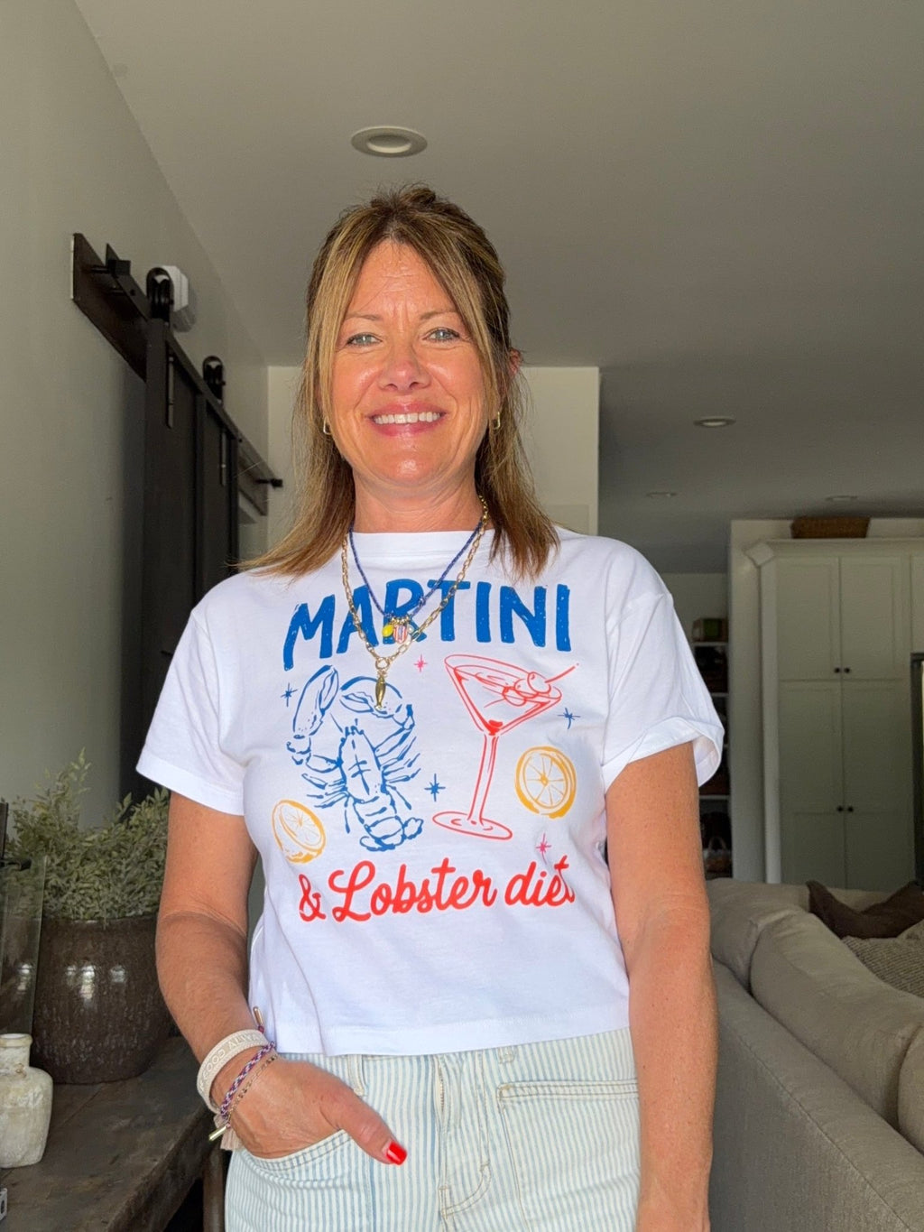 Lobster Graphic T Shirt - The Cozy Nest