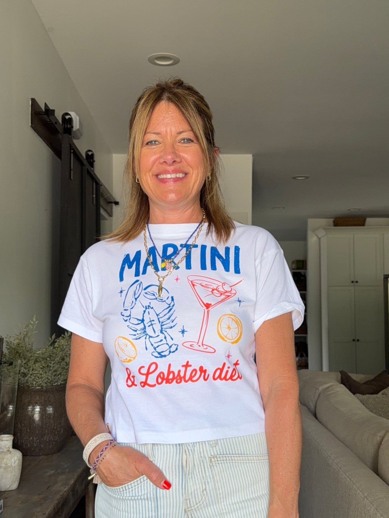 Lobster Graphic T Shirt - The Cozy Nest