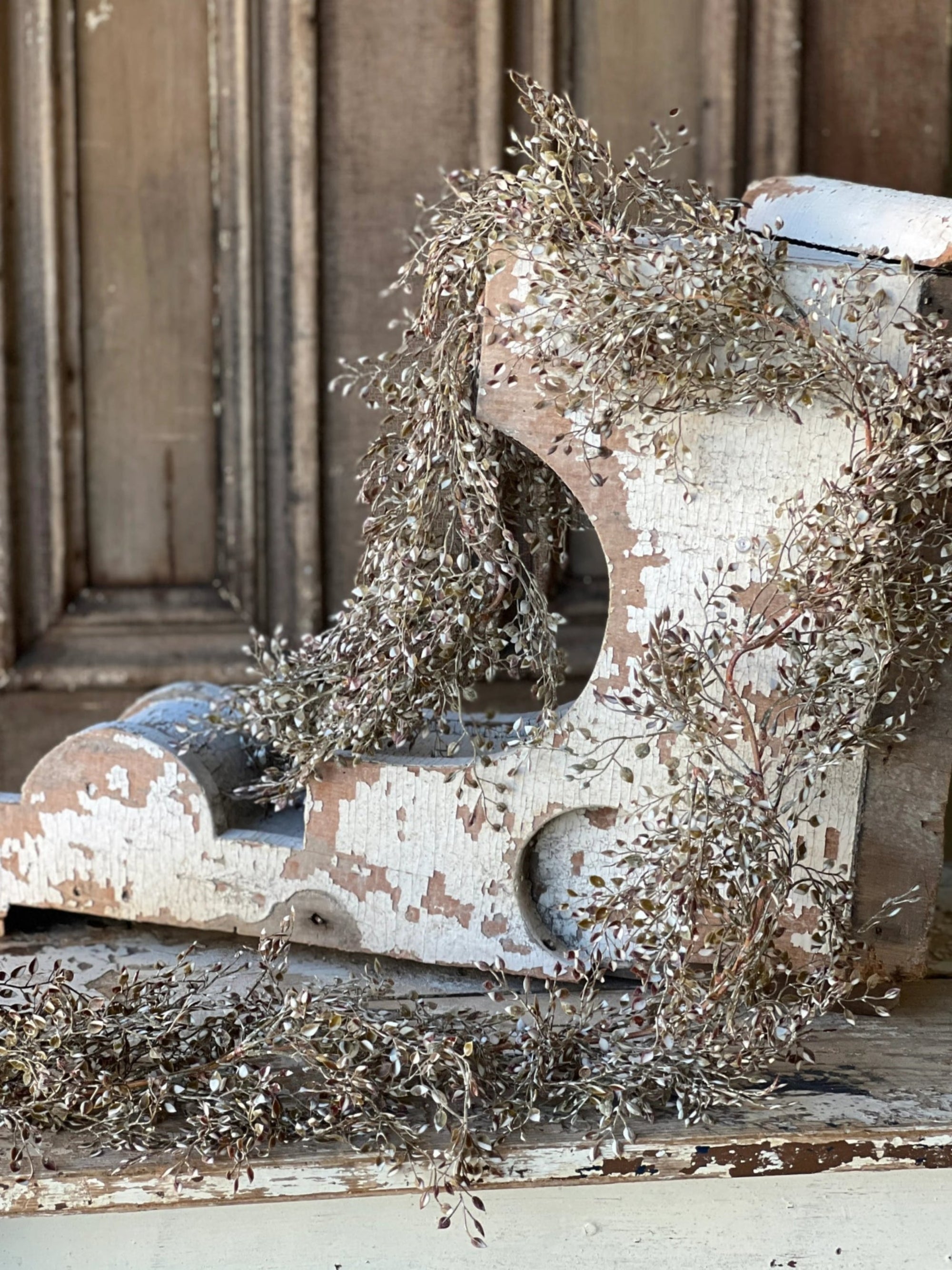 Luna Garland In Mocha - The Cozy Nest