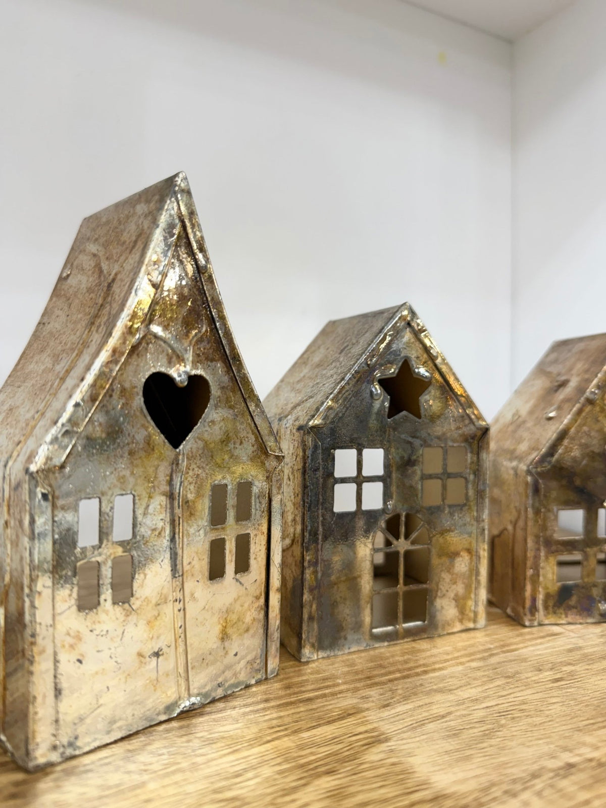 Metal House Set - The Cozy Nest