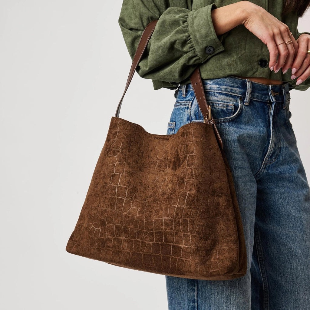 Neve Tote - The Cozy Nest