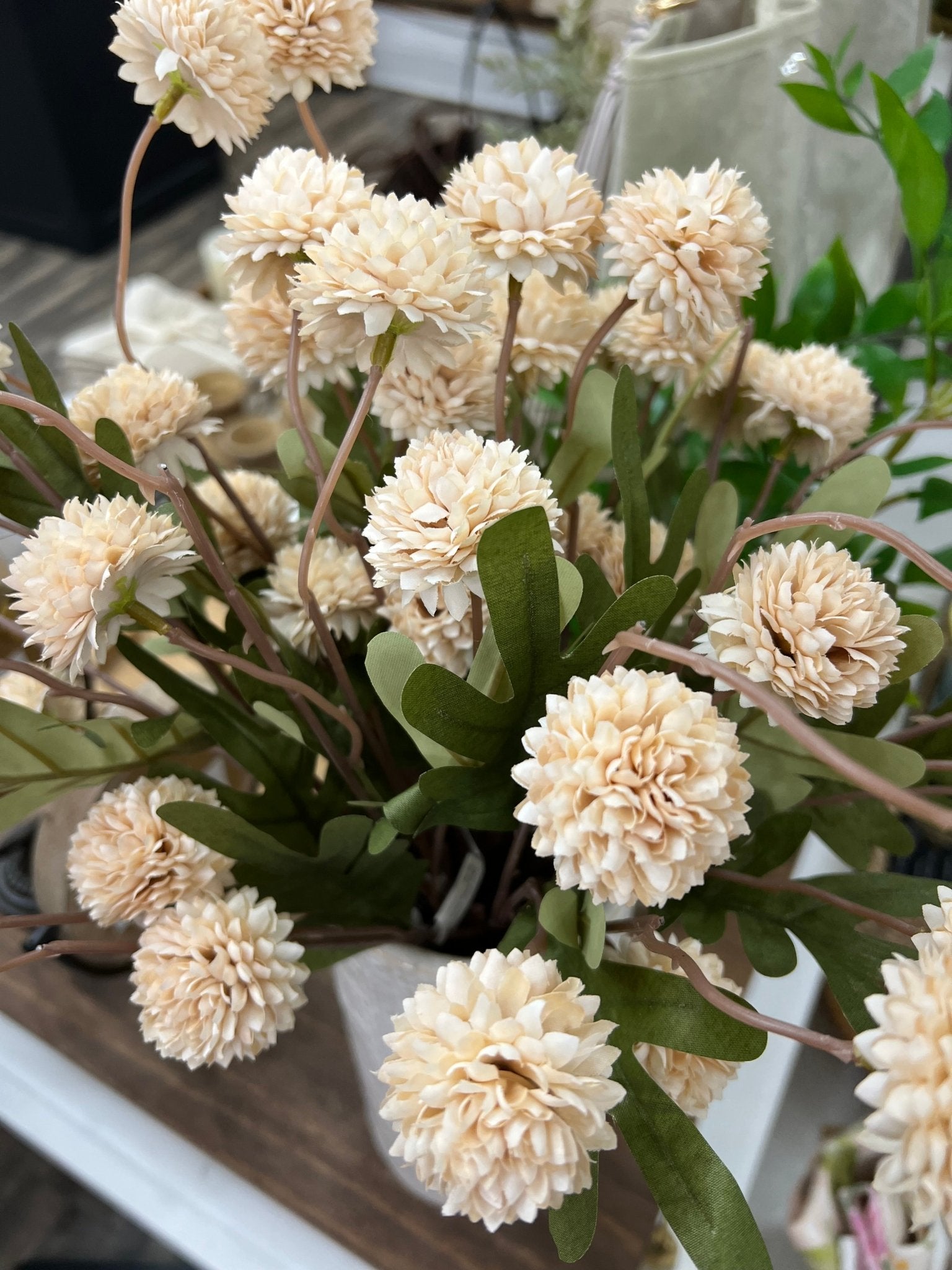 Pom Pom Stem In Linen - The Cozy Nest