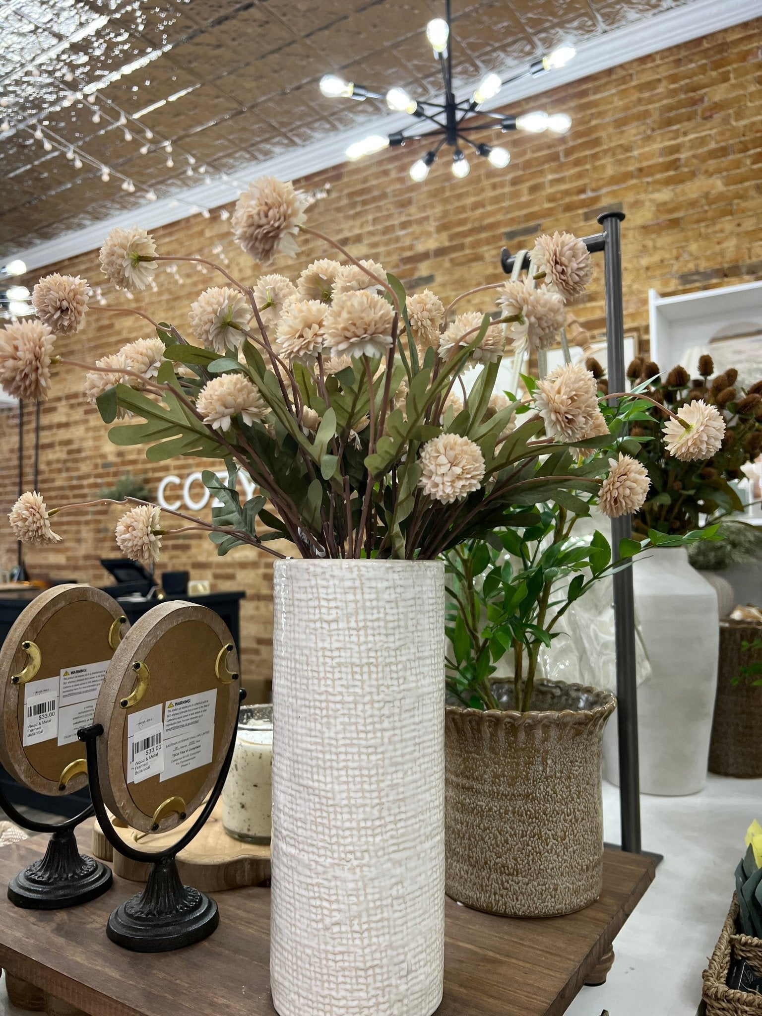 Pom Pom Stem In Linen - The Cozy Nest