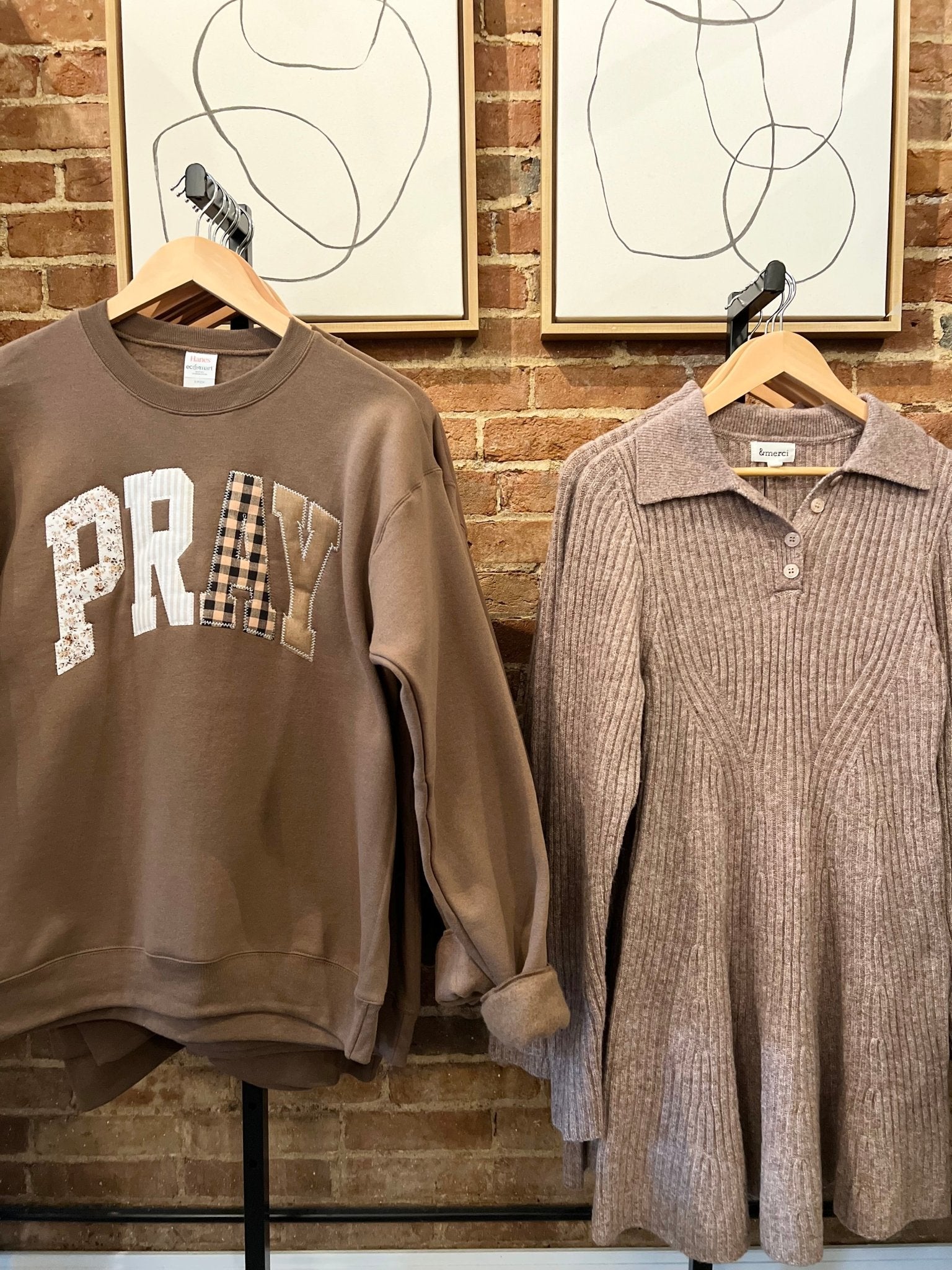 Pray Floral Sweatshirt - The Cozy Nest