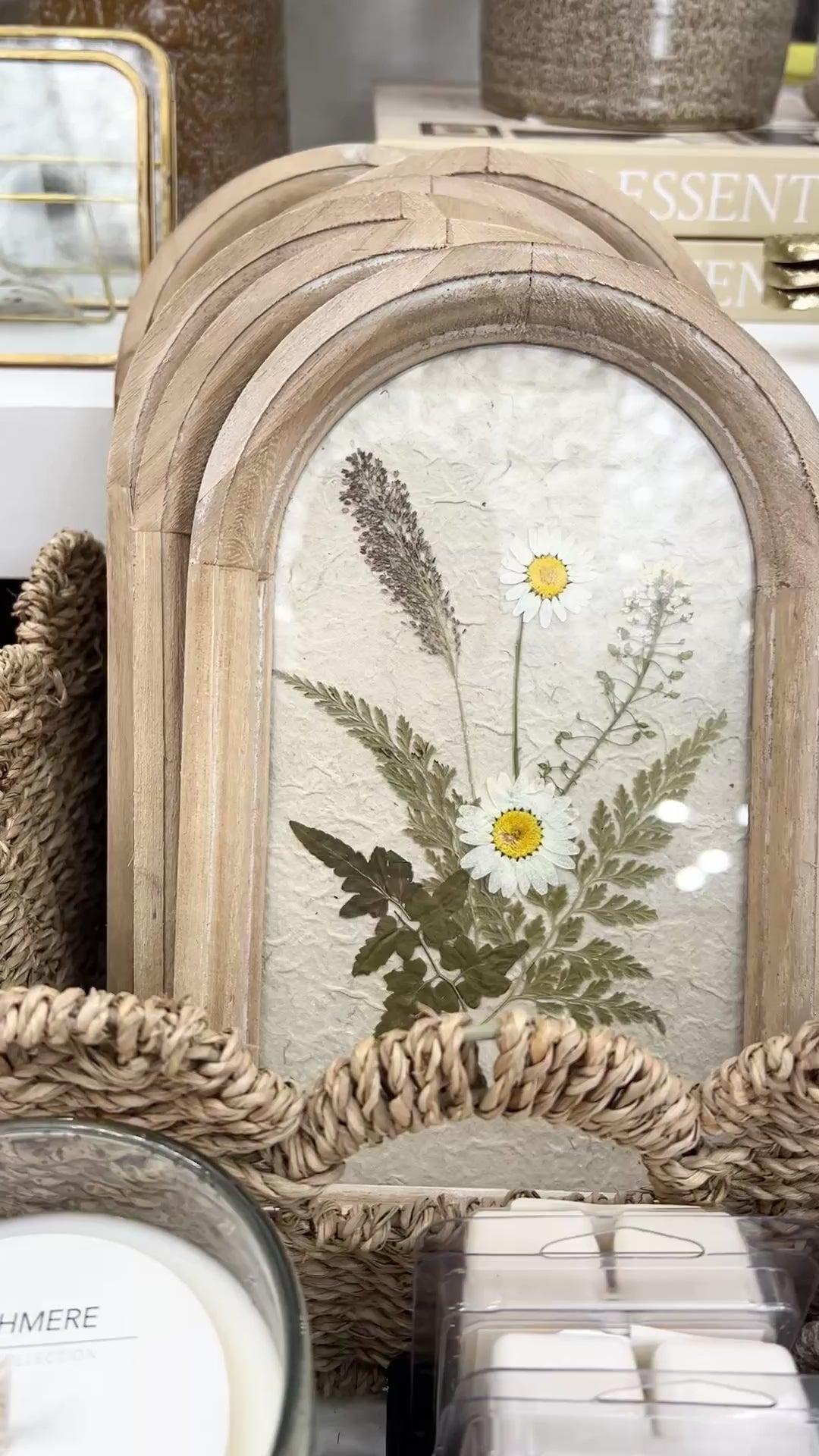 Arch Framed Botanicals