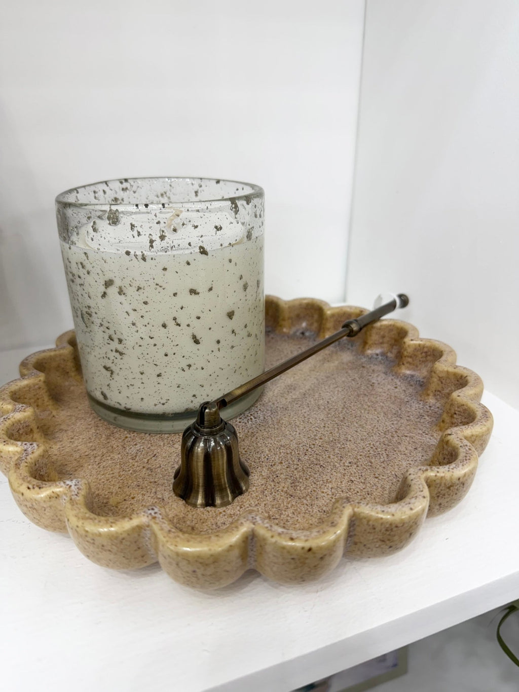 Scalloped Ceramic Dish-Large - The Cozy Nest