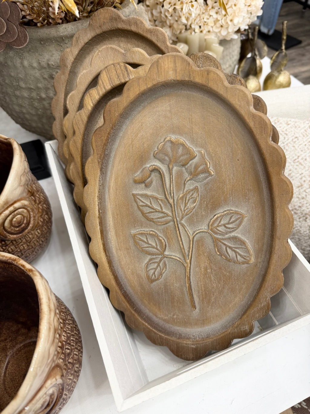 Scalloped Oval Wood Framed Floral Set - The Cozy Nest