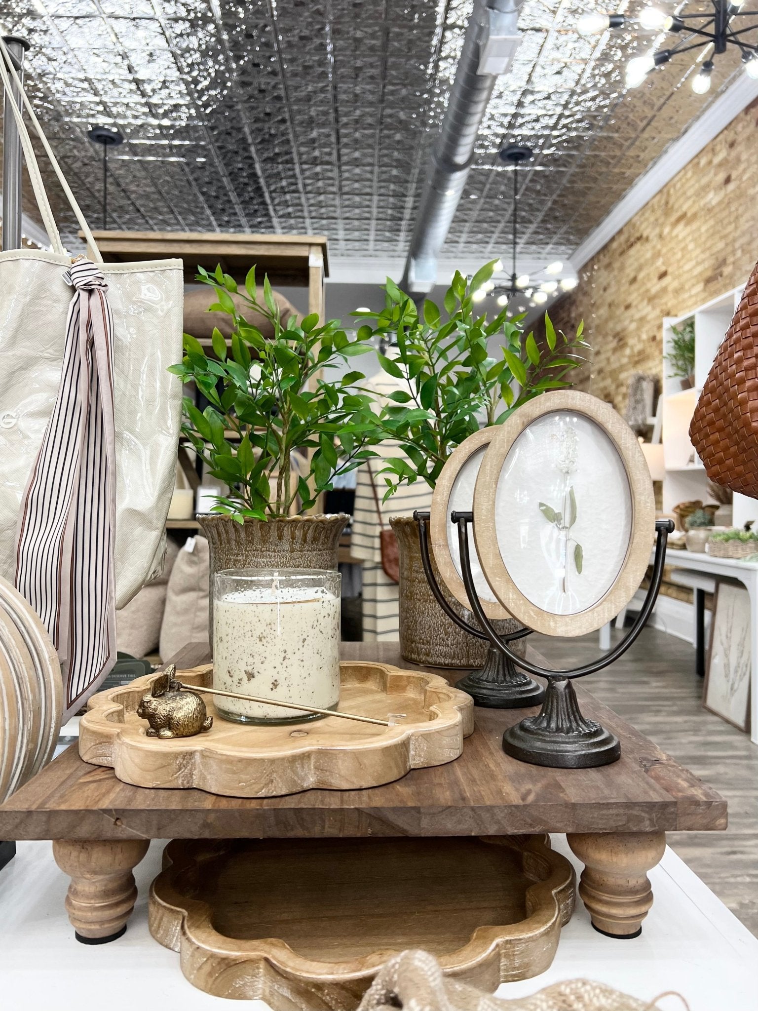 Scalloped Wood Tray - The Cozy Nest