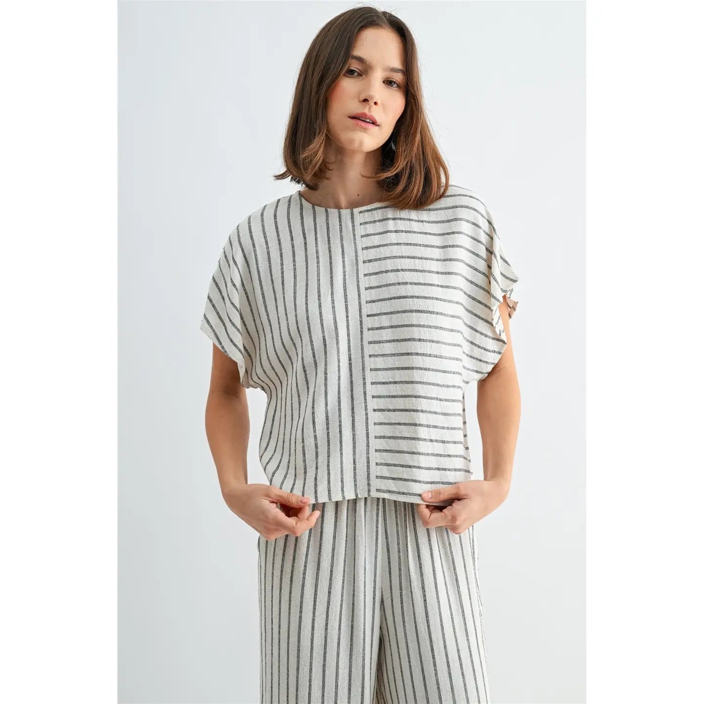 Striped Linen Set - The Cozy Nest