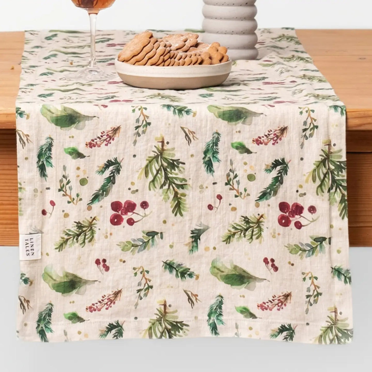 Winter Berries Table Runner - The Cozy Nest